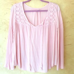 Mossimo pale pink crochet lace boho blouse